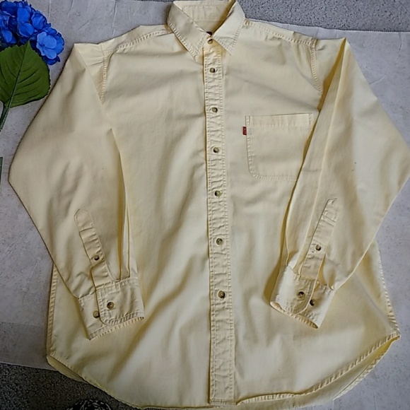 Levi's Other - 🔴3 For $20🔴Levi's Red Tag Shirt